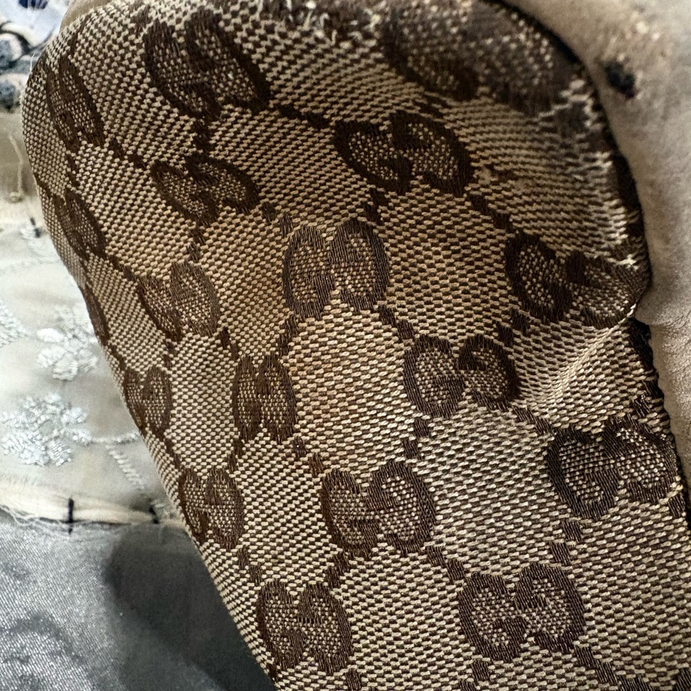 Gucci Beige and Brown Boston Style Monogram Tote Medium - Picture 7 of 11